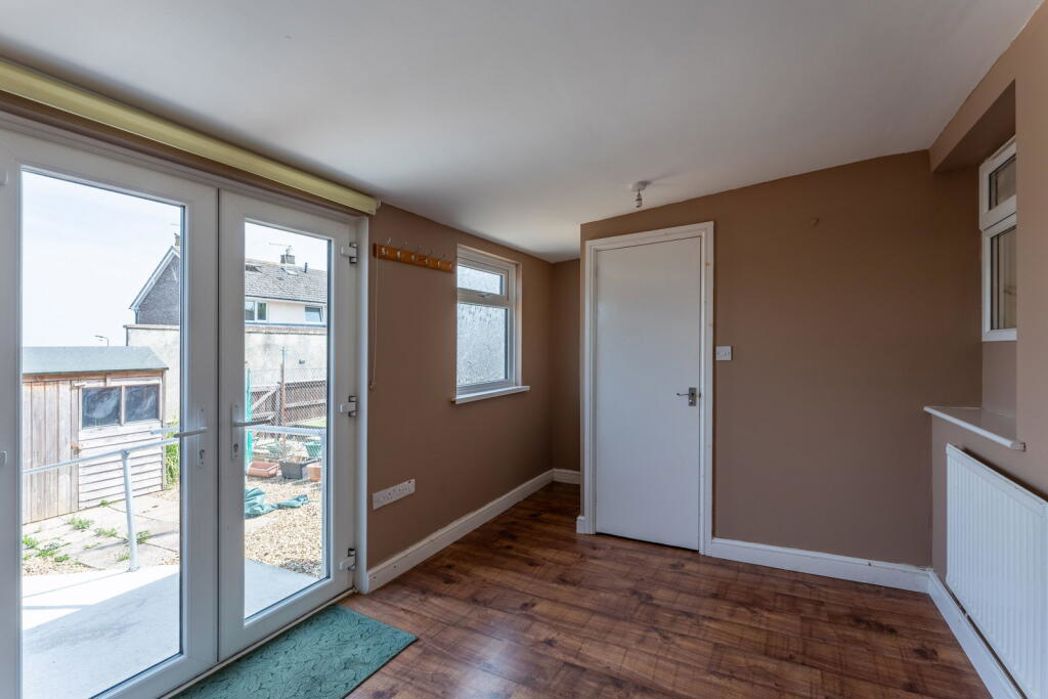 Property image 7 of 8