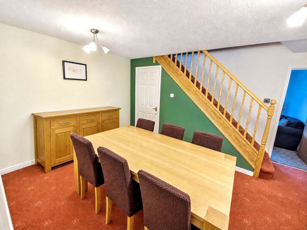 Property image 6 of 25