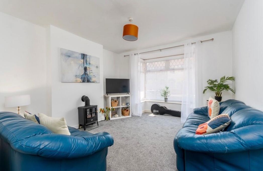 Property image 4 of 18