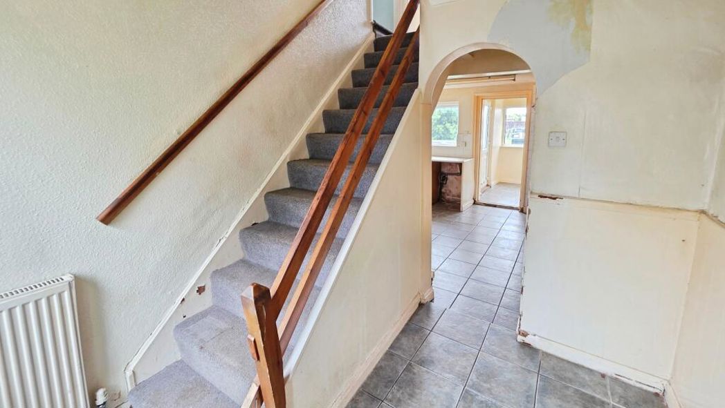 Property image 8 of 13