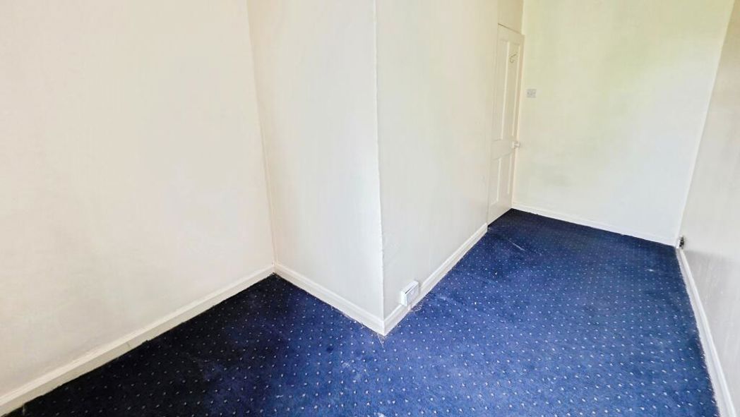 Property image 10 of 13