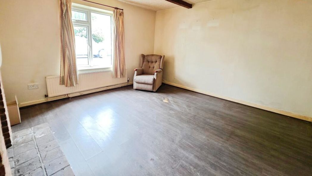 Property image 6 of 13