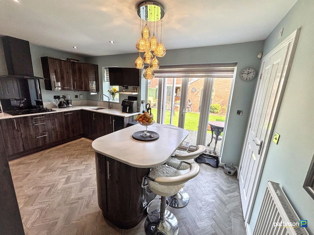 Property image 2 of 33