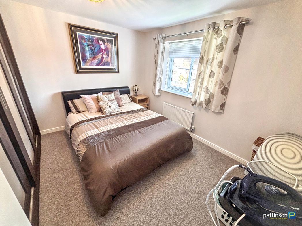 Property image 19 of 33