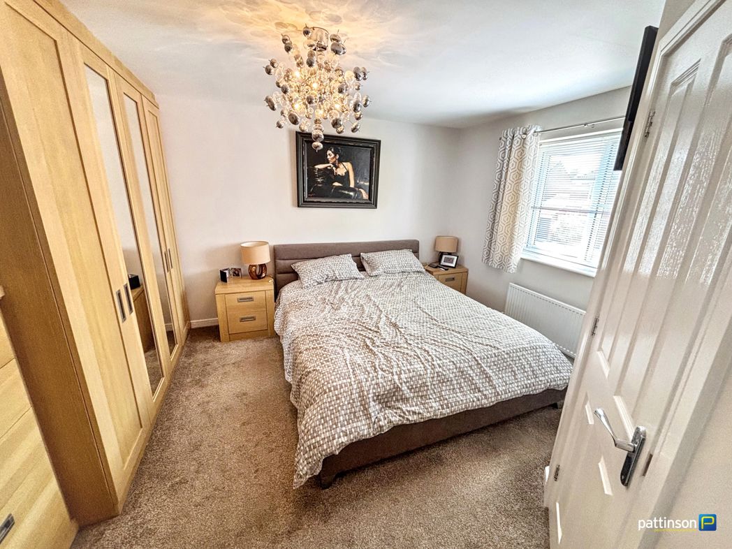 Property image 15 of 33