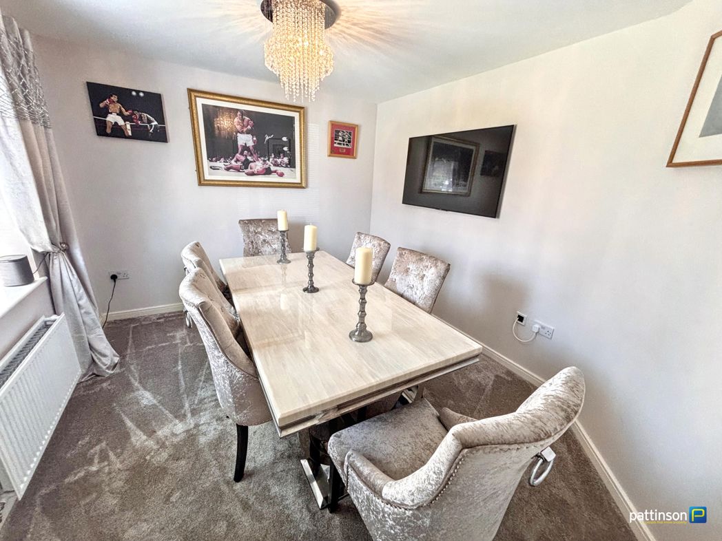 Property image 5 of 33