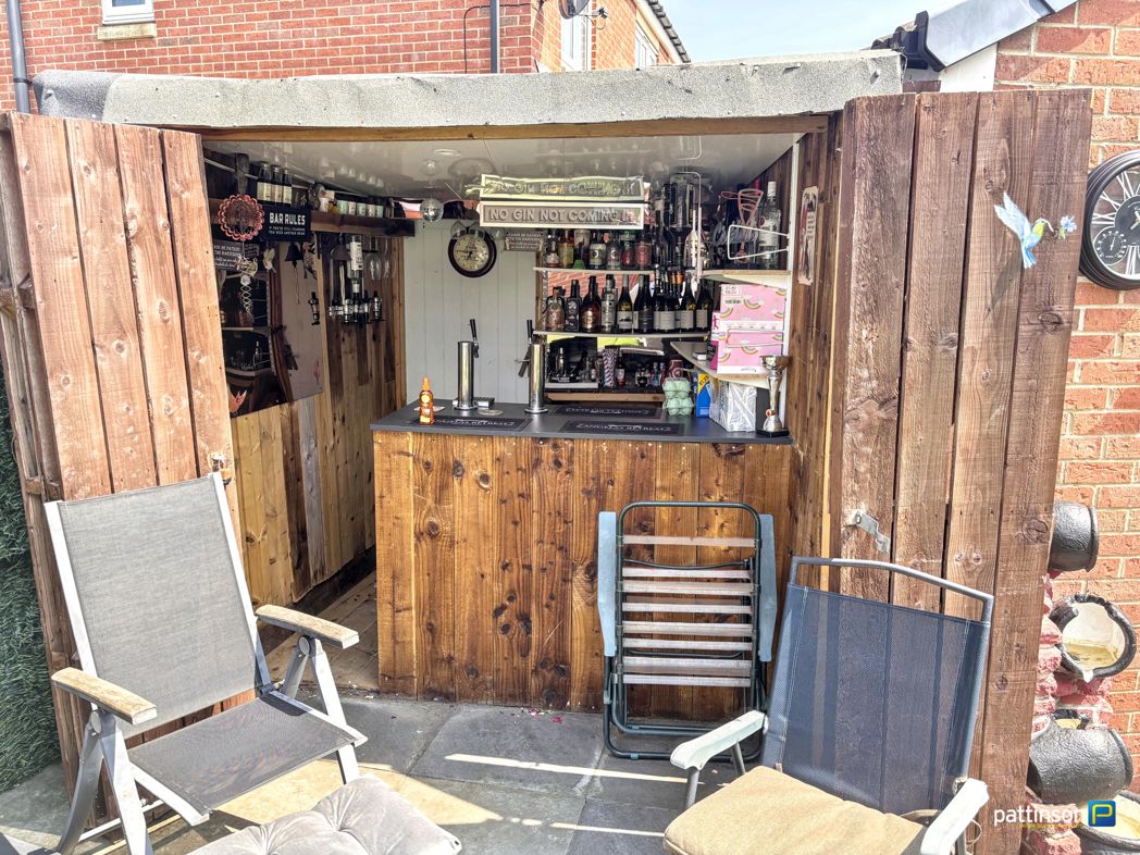 Property image 29 of 33