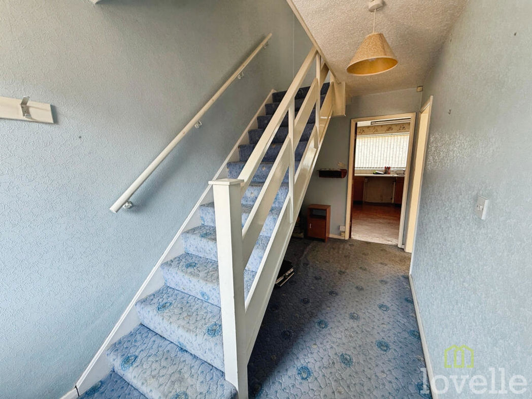 Property image 5 of 11