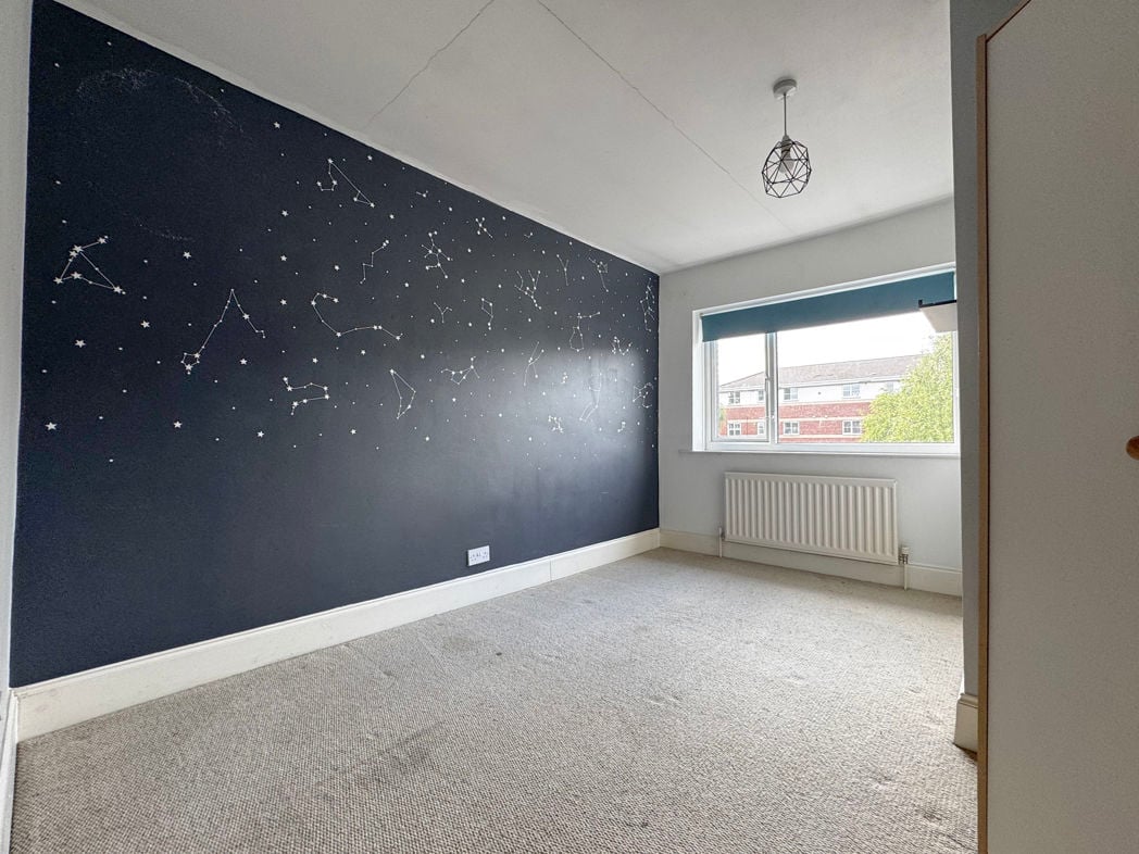 Property image 6 of 9