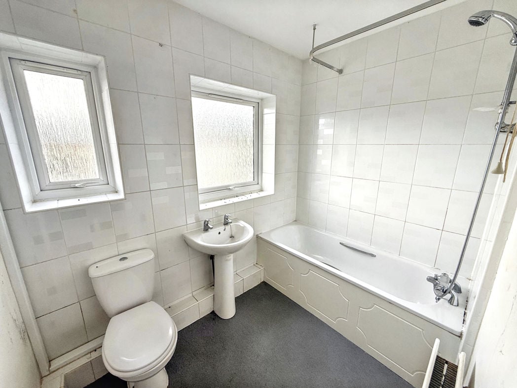 Property image 5 of 7