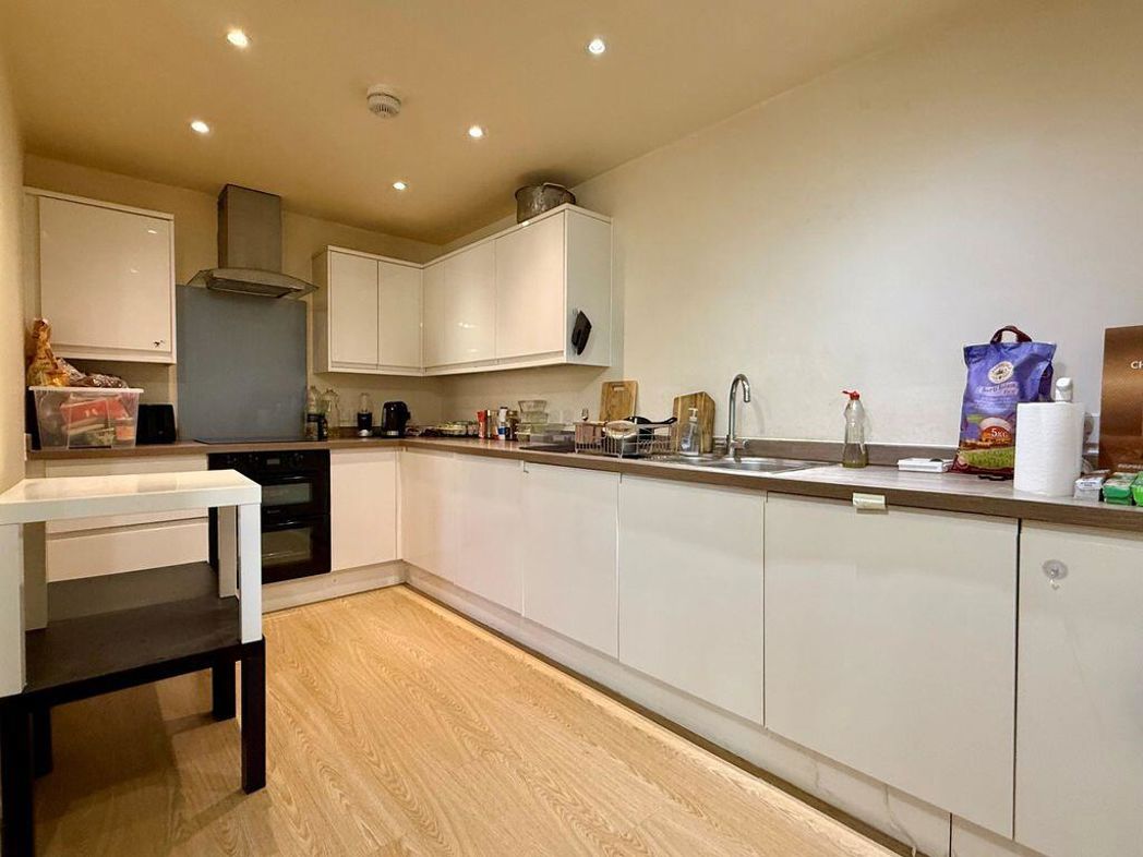 Property image 2 of 8
