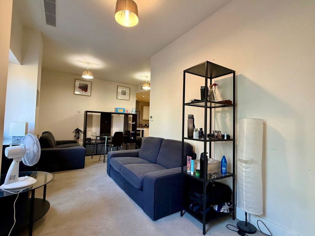 Property image 4 of 8