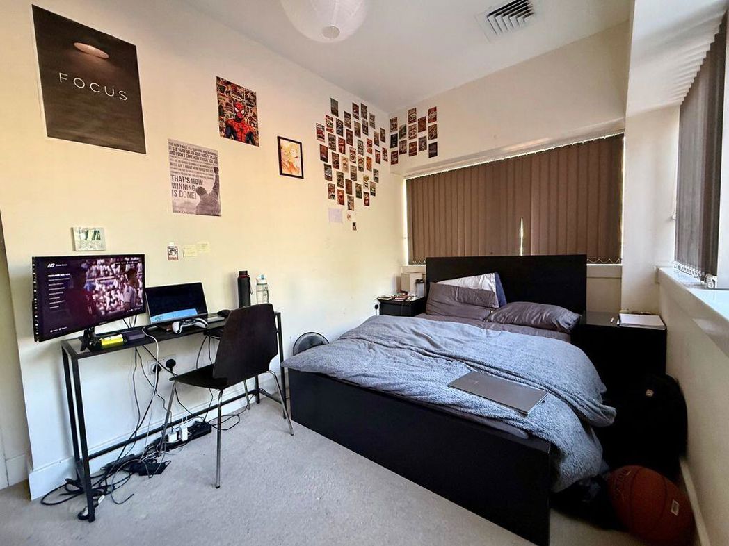 Property image 7 of 8