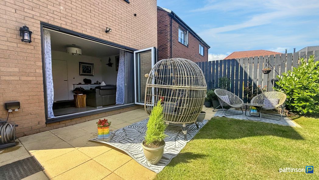 Property image 27 of 32