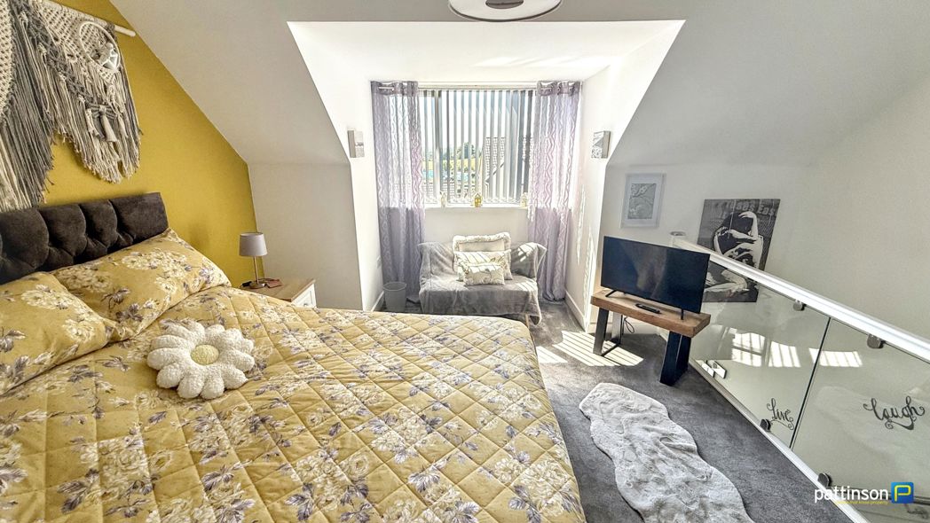 Property image 21 of 32