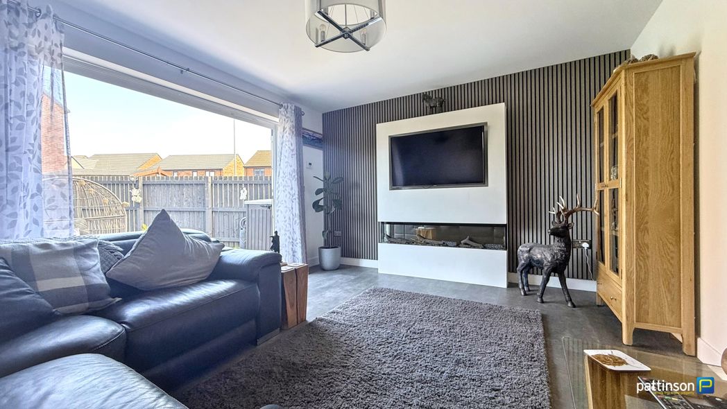Property image 9 of 32