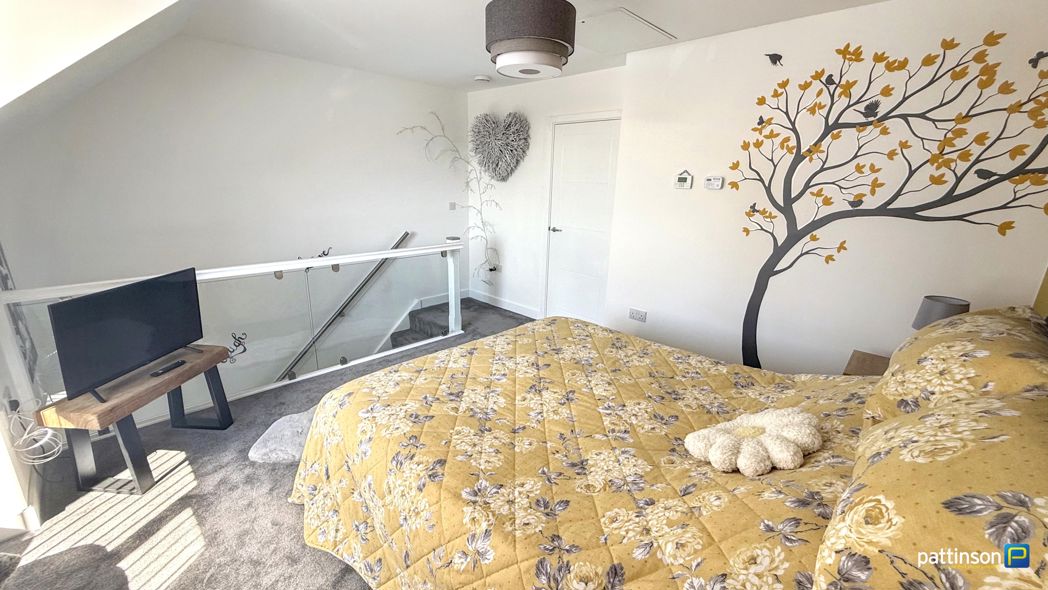 Property image 22 of 32