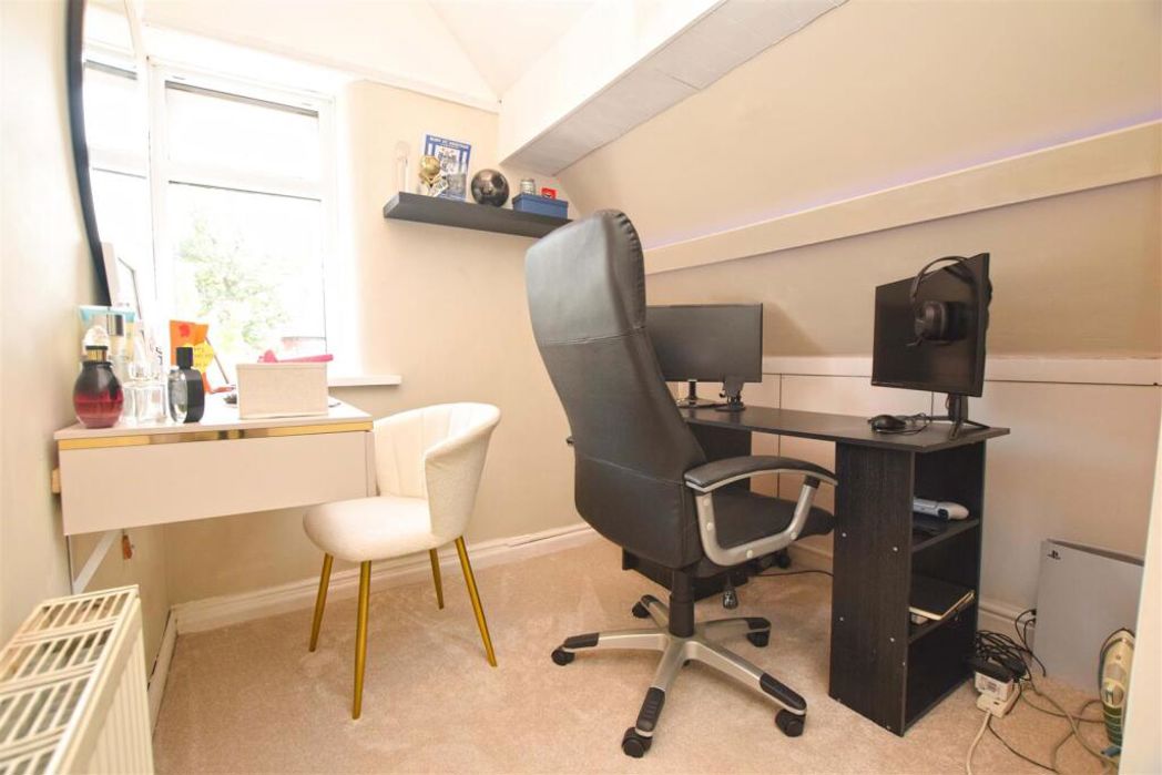 Property image 10 of 14