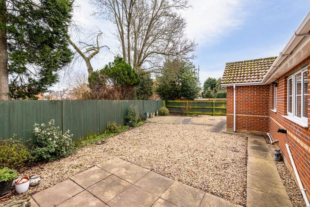Property image 7 of 26