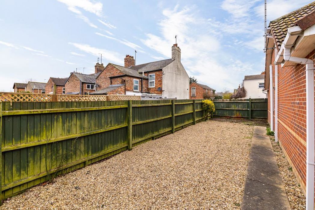 Property image 11 of 26