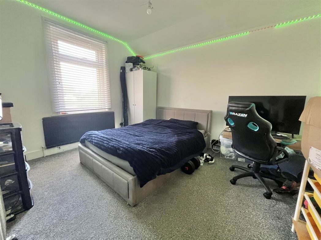 Property image 4 of 20