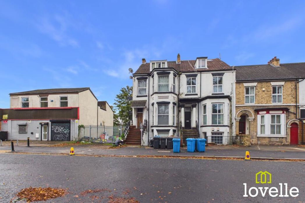 Property image 2 of 2