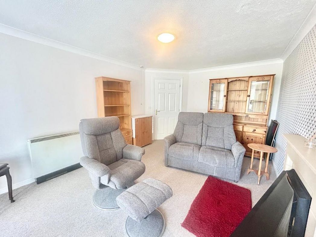 Property image 3 of 27