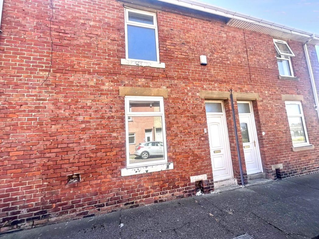 Property image 1 of 16