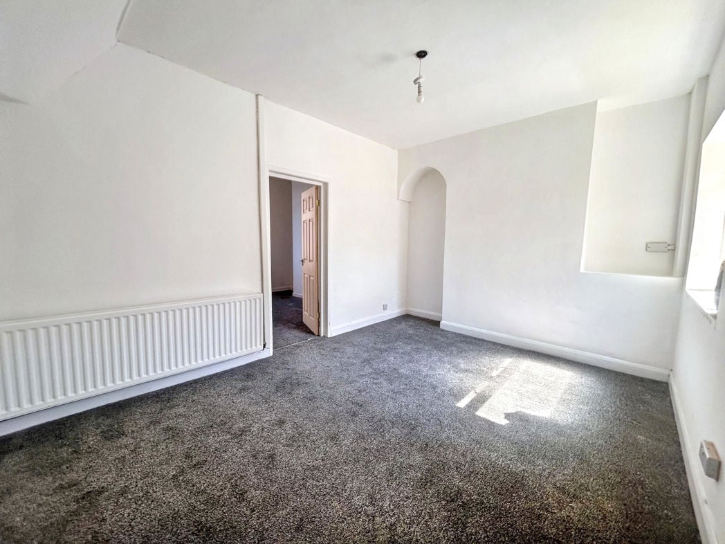 Property image 3 of 16