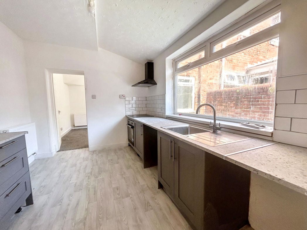 Property image 5 of 16