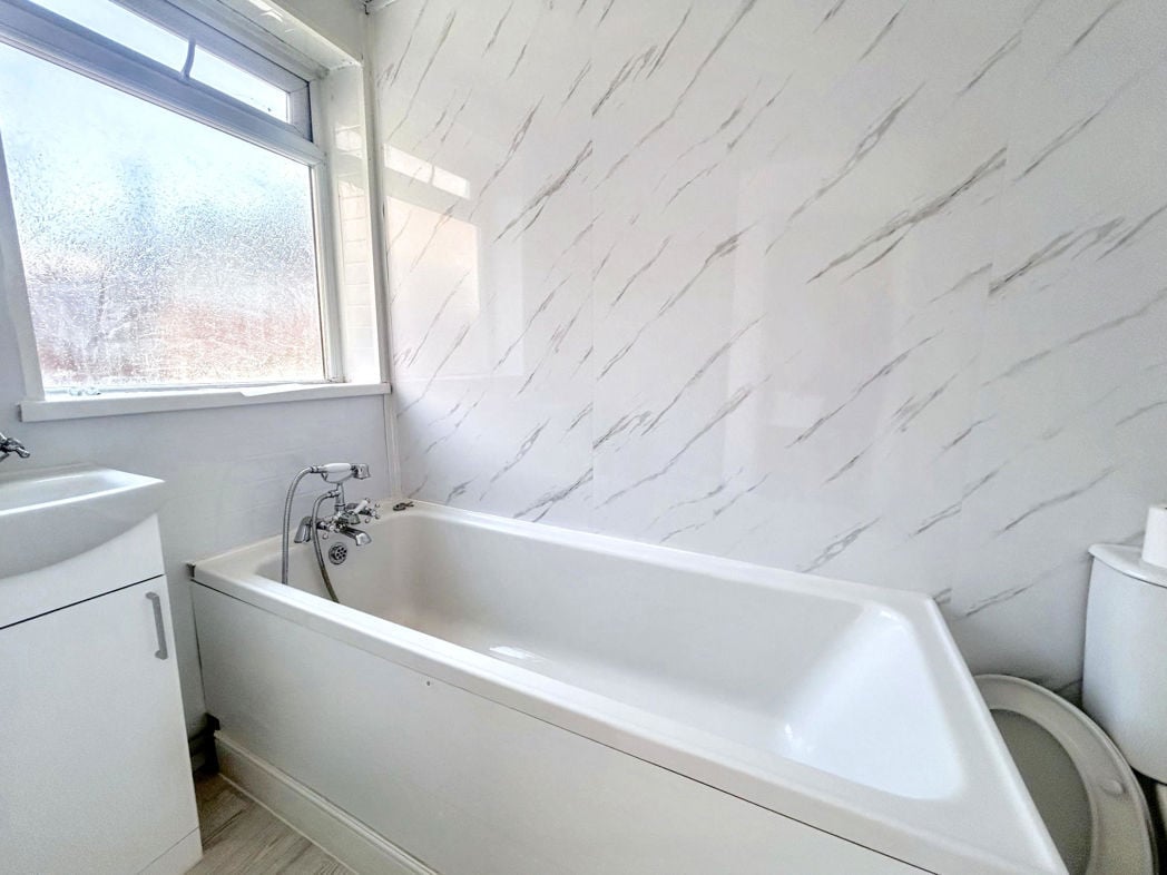 Property image 6 of 16