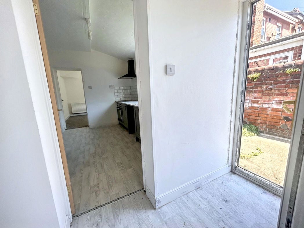 Property image 7 of 16