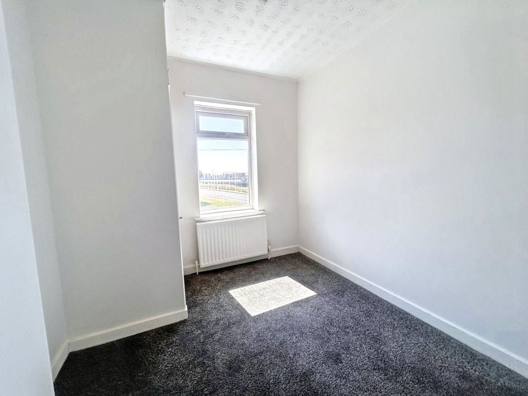 Property image 13 of 16