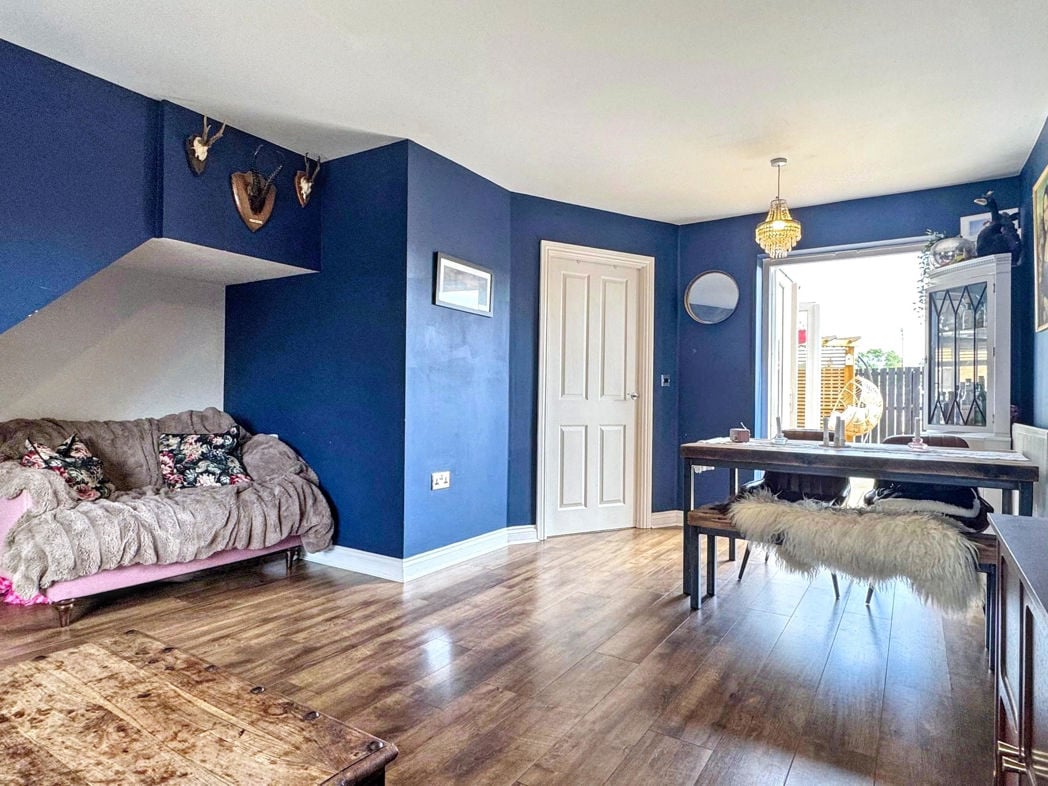 Property image 5 of 23