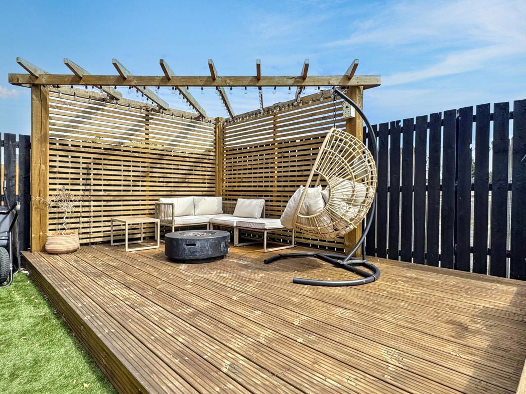 Property image 21 of 23