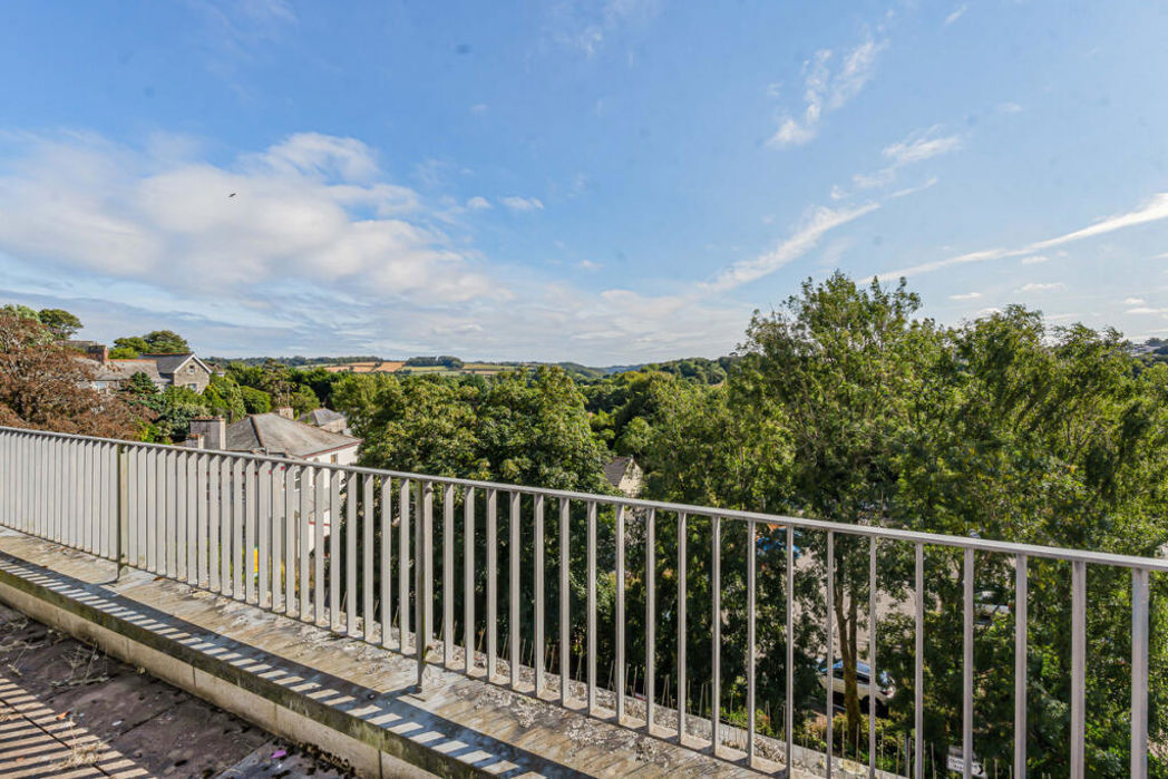 Property image 13 of 13