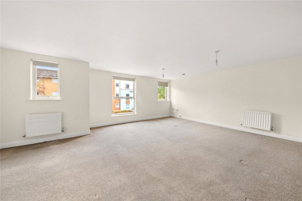 Property image 2 of 12