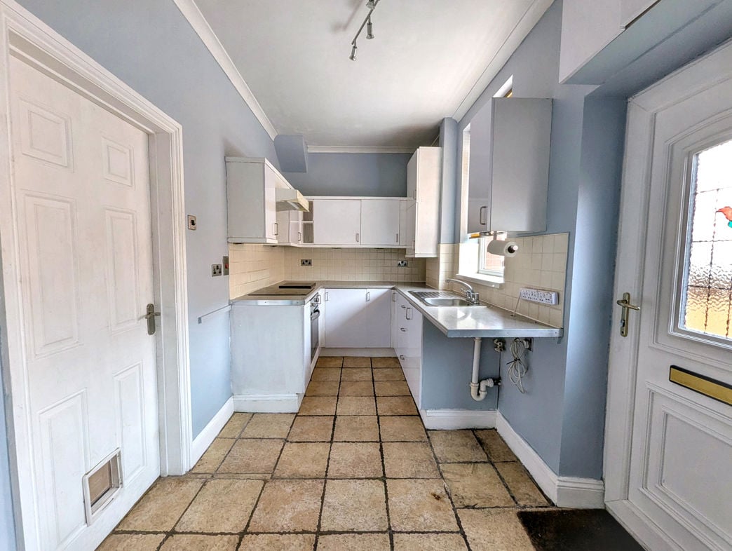 Property image 3 of 10