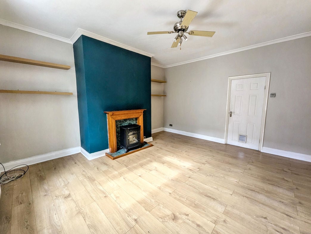 Property image 2 of 10