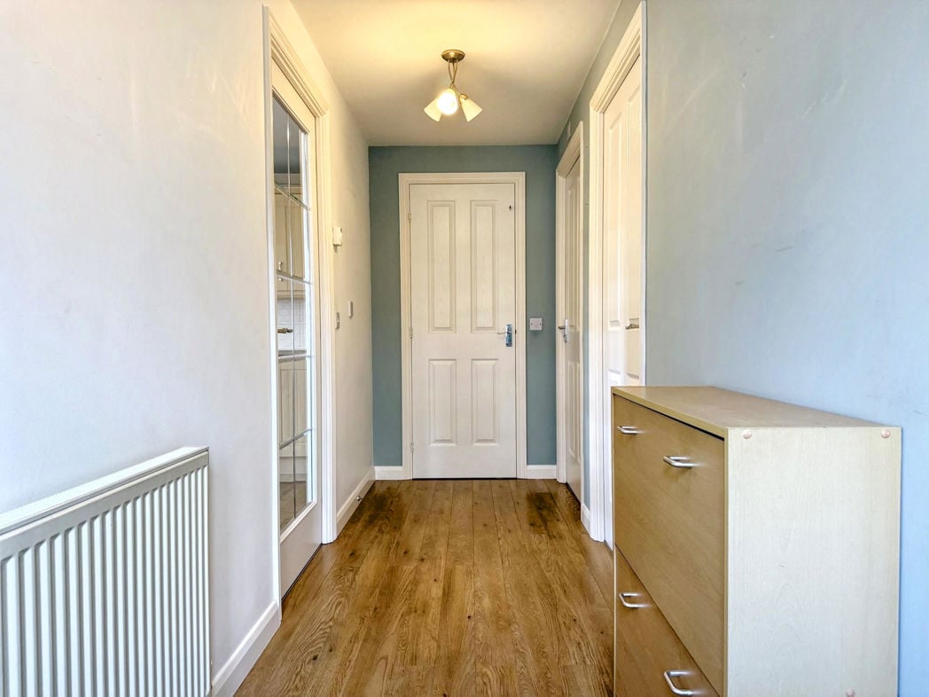 Property image 4 of 13