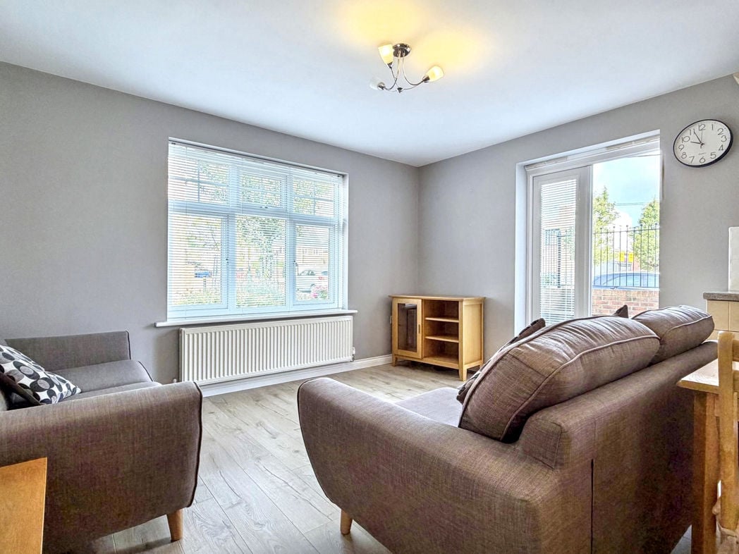 Property image 2 of 13
