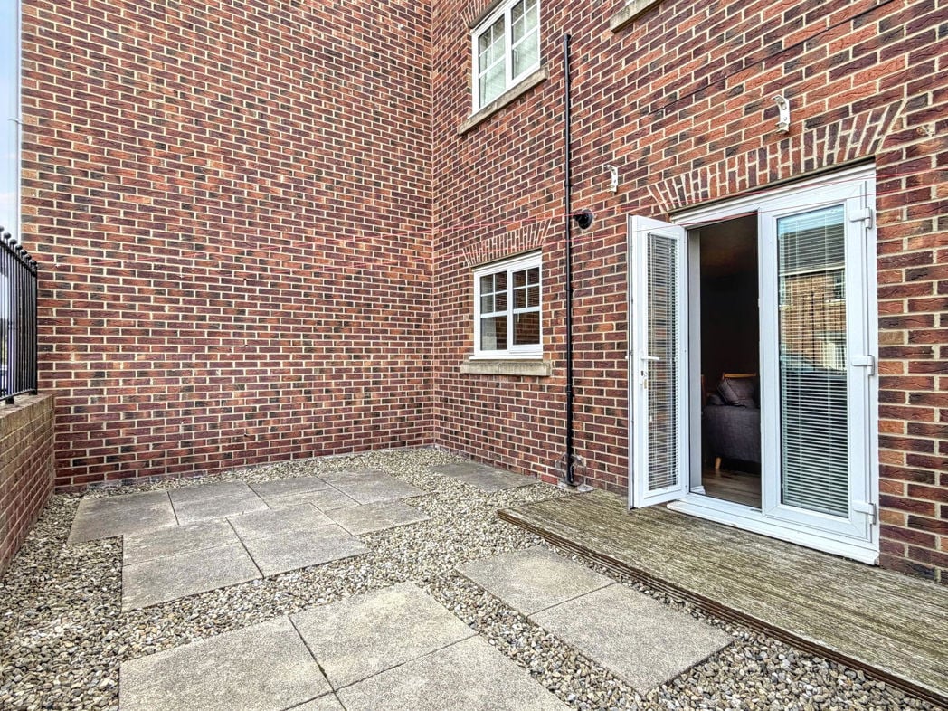 Property image 12 of 13