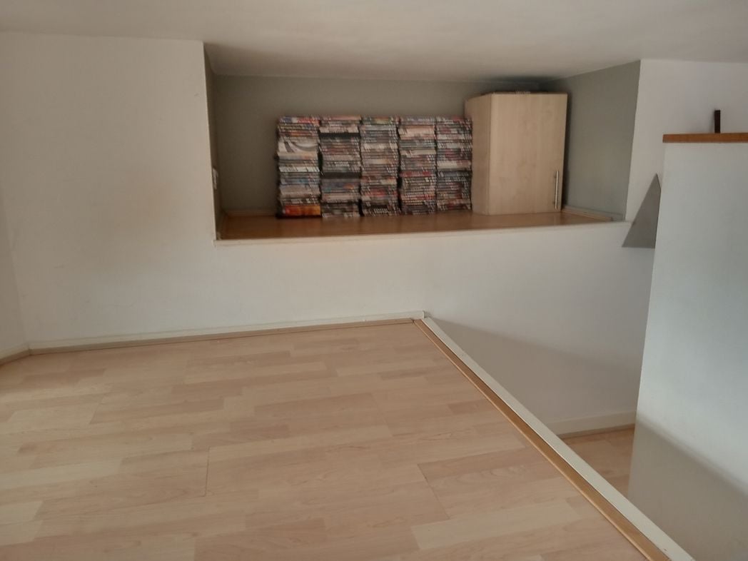 Property image 14 of 27