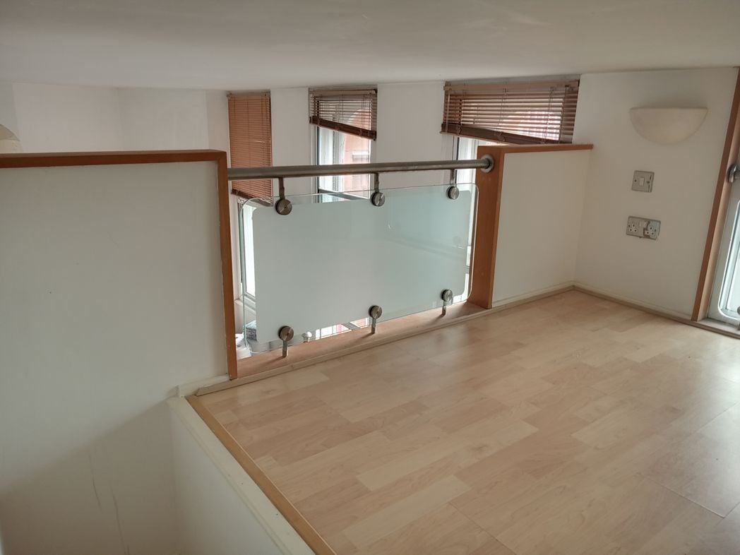 Property image 15 of 27