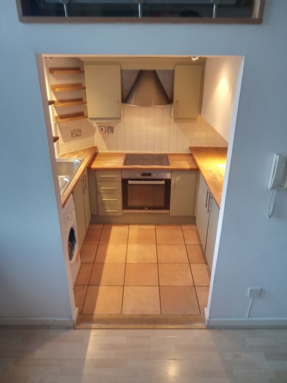 Property image 2 of 27