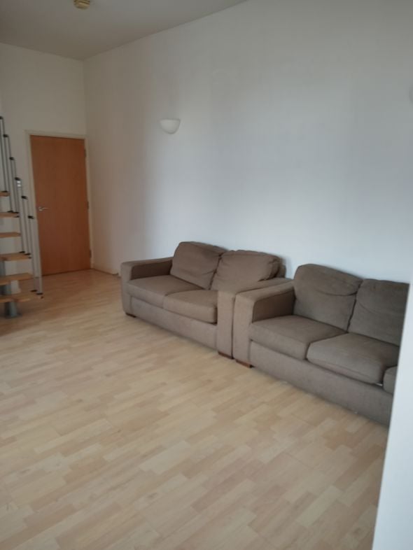 Property image 7 of 27