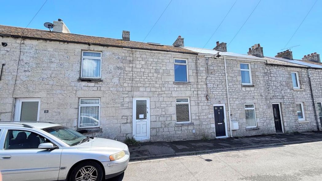 Property image 1 of 18