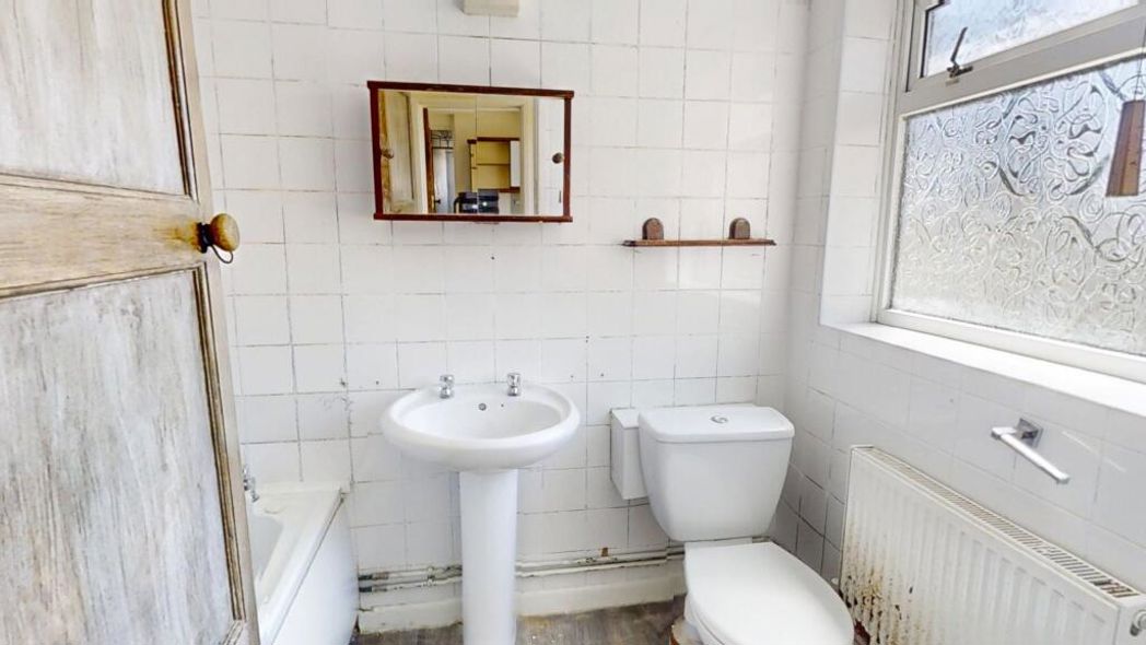 Property image 13 of 18