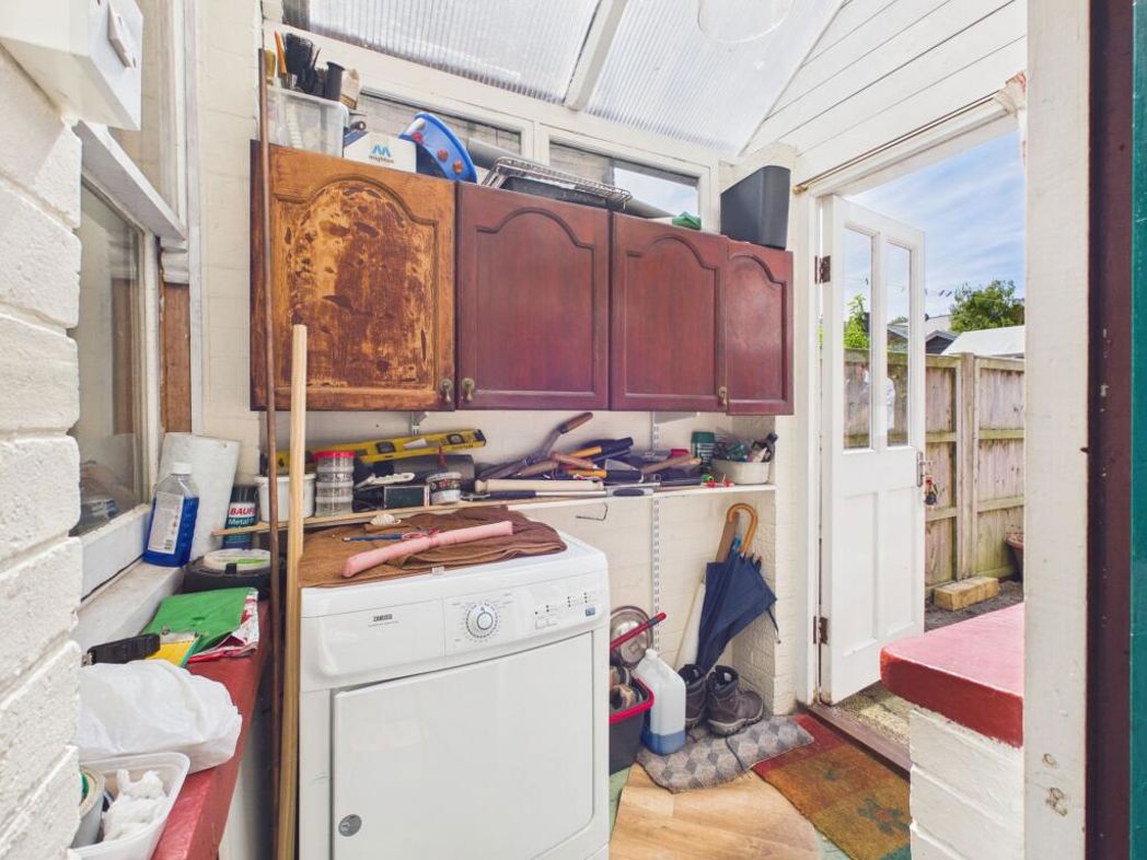 Property image 8 of 13
