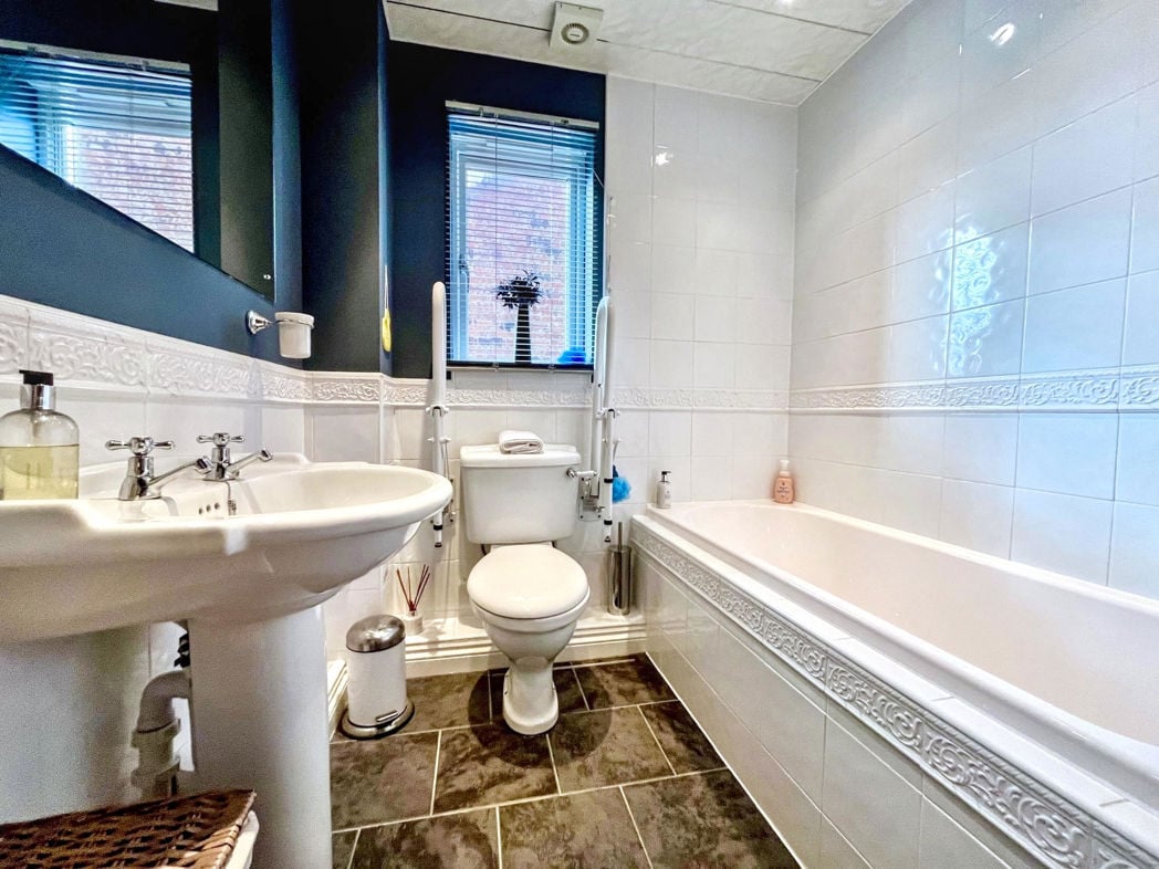 Family bathroom